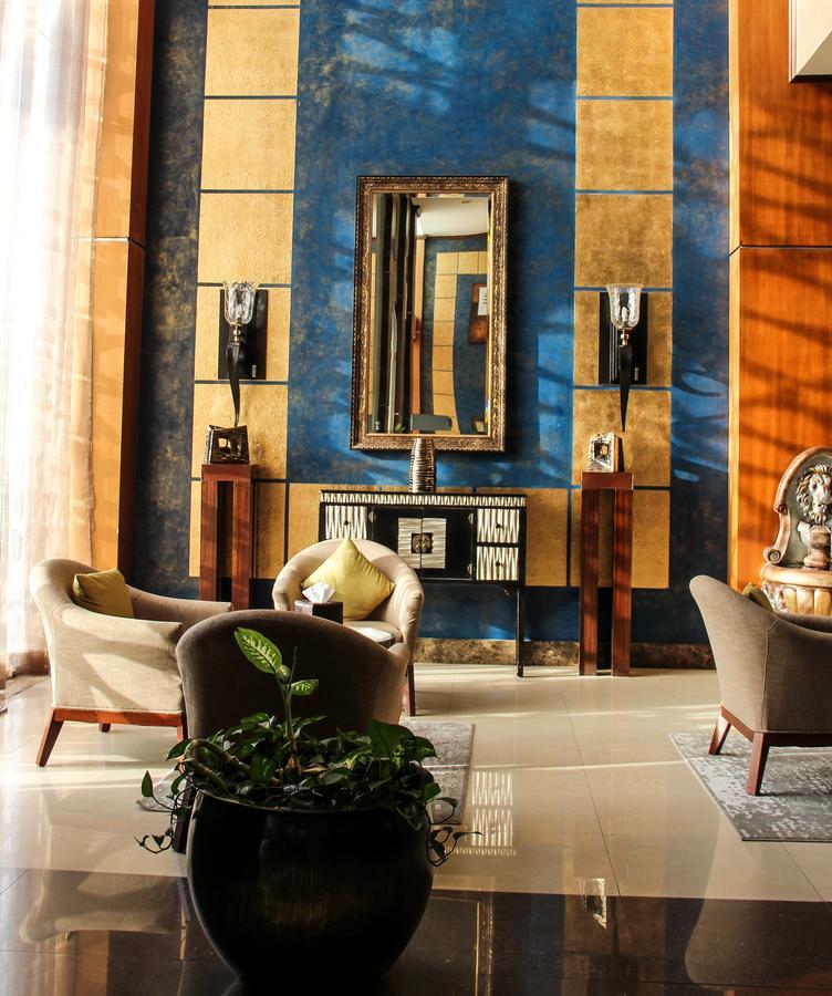 מלון Golden Tulip אל חובר מראה חיצוני תמונה