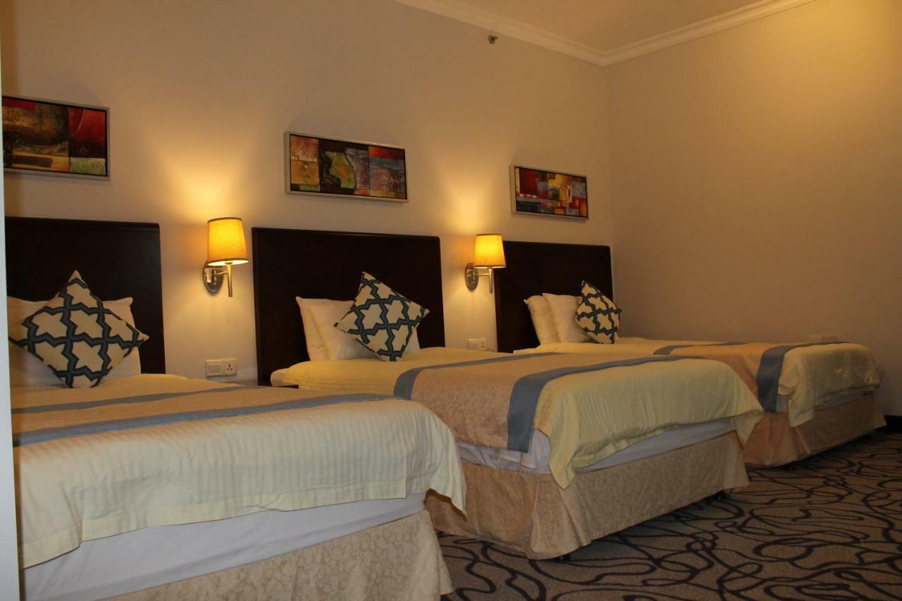 מלון Golden Tulip אל חובר מראה חיצוני תמונה