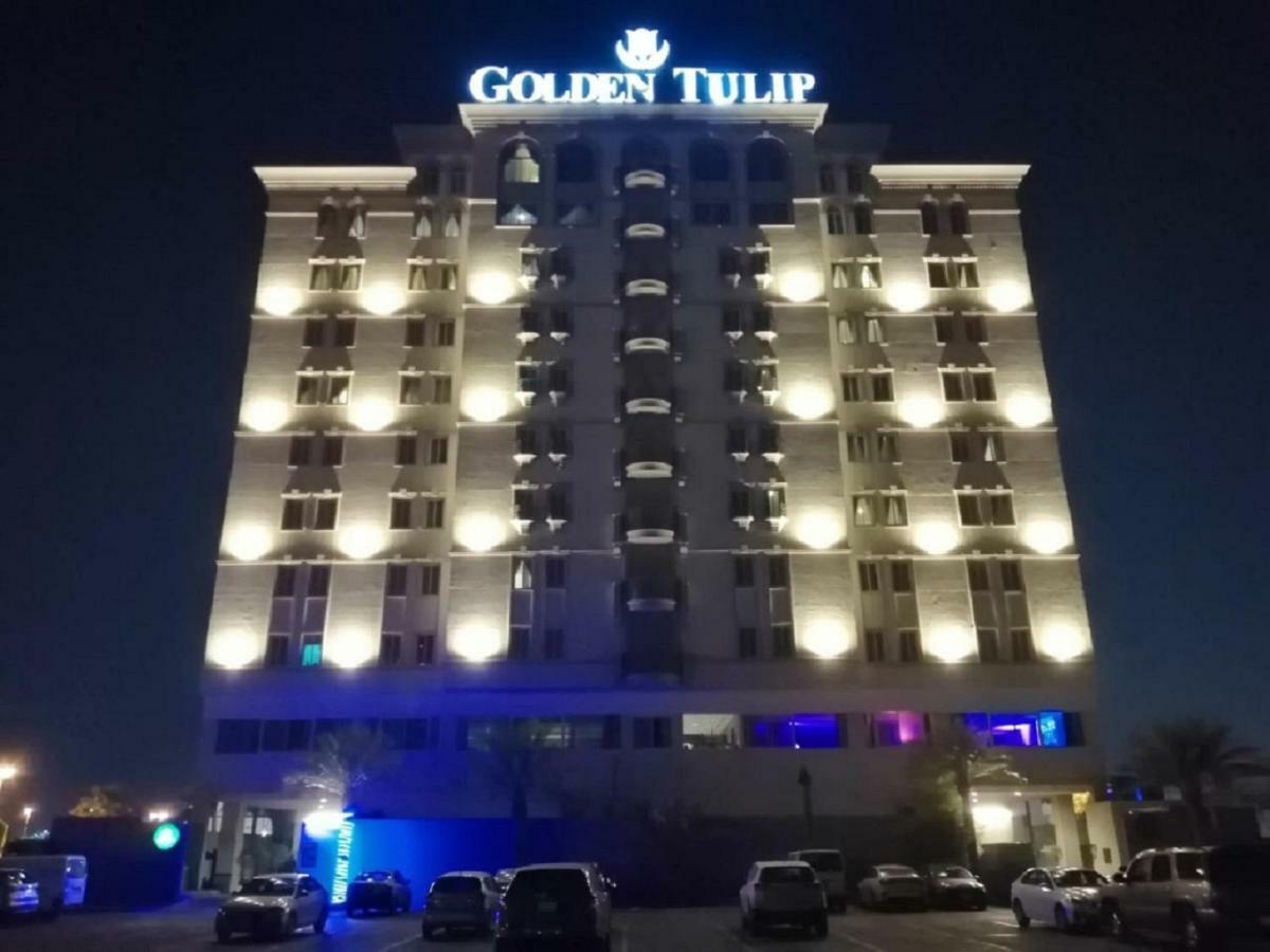 מלון Golden Tulip אל חובר מראה חיצוני תמונה